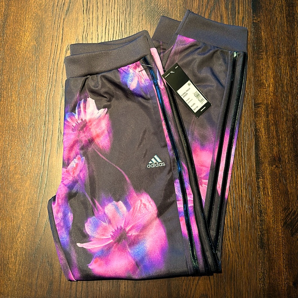 NWT Adidas Floral Tricot Jogger - Girls XL / 16 - Picture 3 of 6
